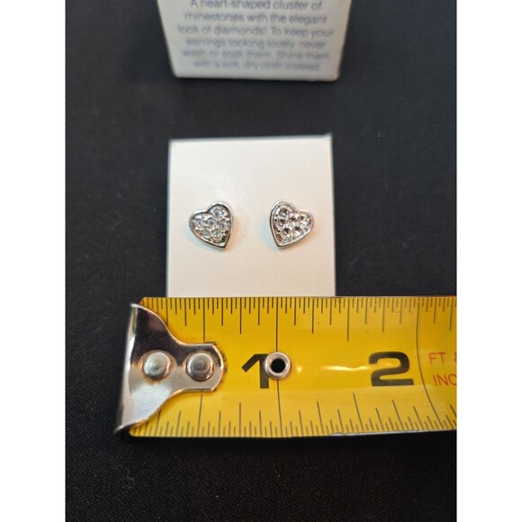 Avon Fashion Accents Heartshine Silvertone & Rhinestone Pierce Earrings 1979 NWB - Picture 7 of 8